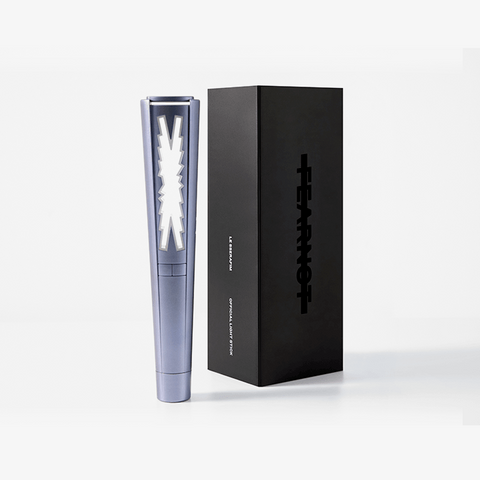LE SSERAFIM OFFICIAL LIGHT STICK