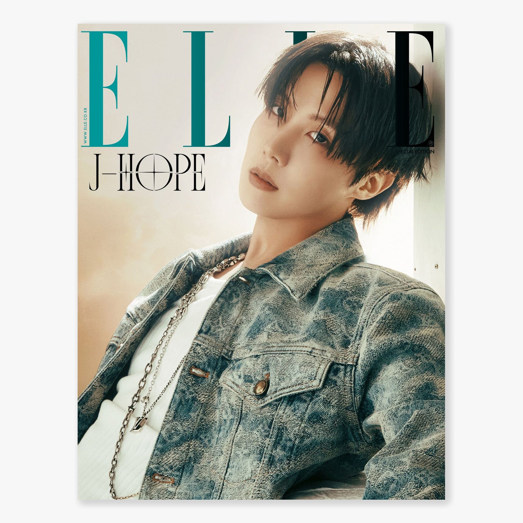 ELLE DECEMBER 2025 SPECIAL EDITION (BTS J-HOPE)