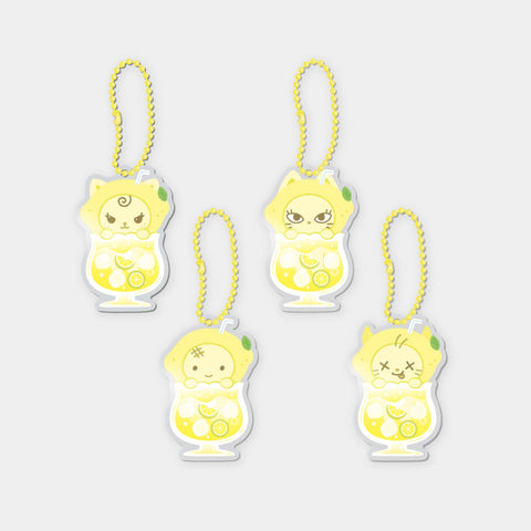 [PRE-ORDER] aespa [LEMONADE OFFICIAL MD] RANDOM MINI ACRYLIC SHAKER KEYRING